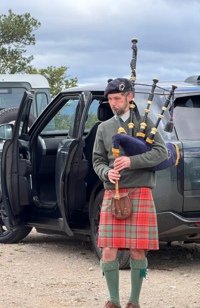 Highlander Bagpiper