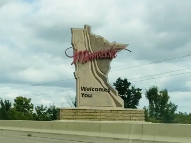 Traveling to Minnesota Minnesota travel sign